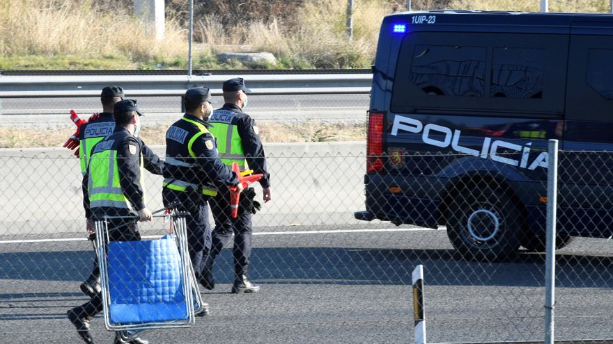 78.708 coches salieron ayer de Madrid desde las 15.00 horas hasta las 24.00