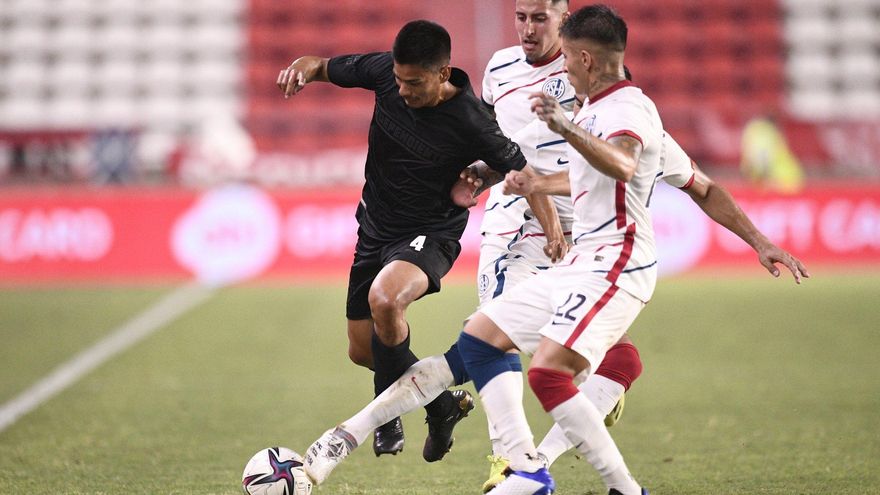 Un hincha de Independiente murió en una pelea entre manifestantes y la barra del "Rojo" en la autopista a La Plata