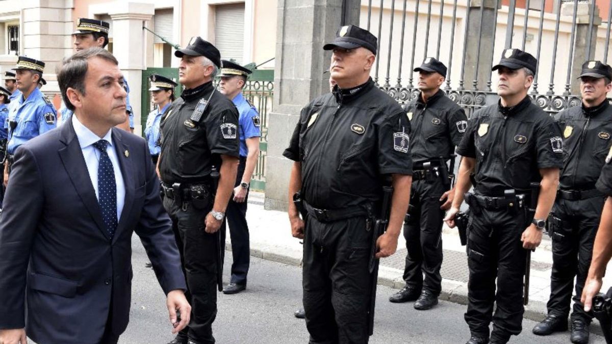 Vuelve la Unipol a Santa Cruz de Tenerife en víspera electoral