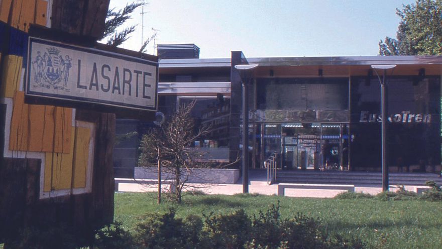 Euskotren: 40 años y 1.200 millones de viajes por las vías vascas