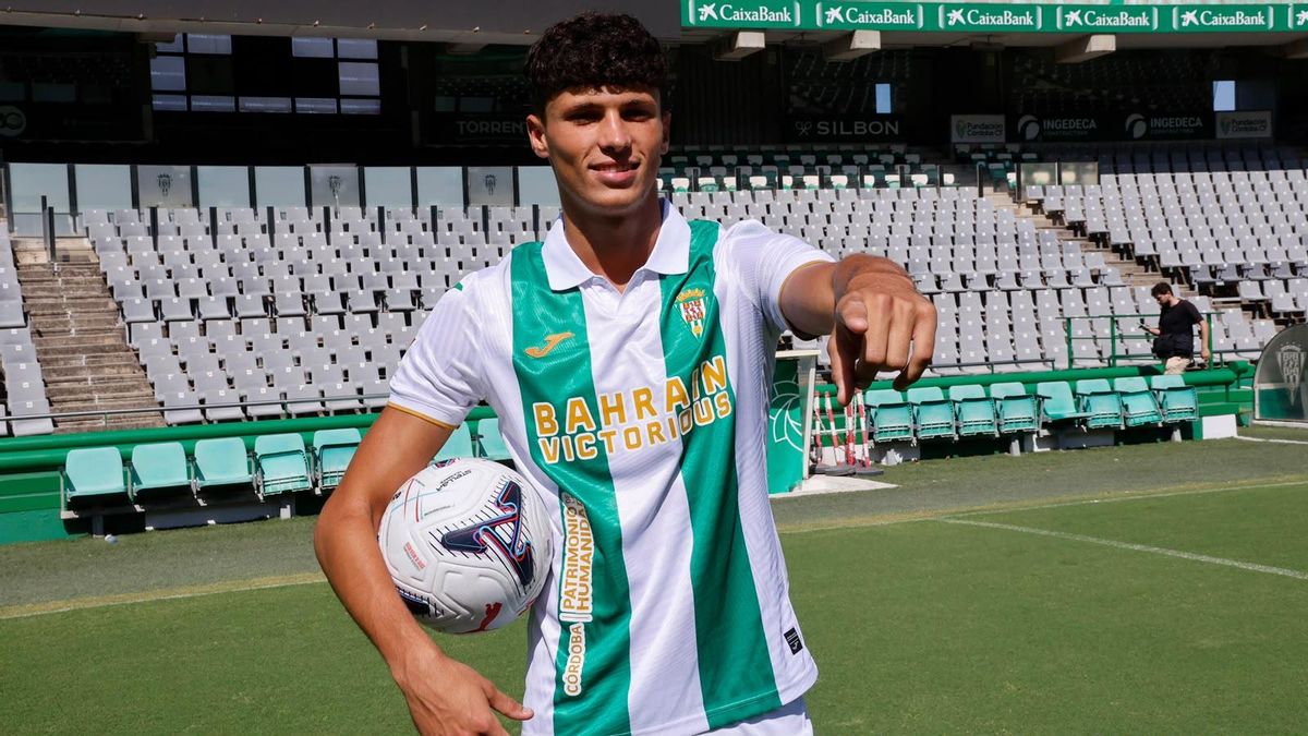 Presentación de Dani Budesca como nuevo jugador del Córdoba CF
