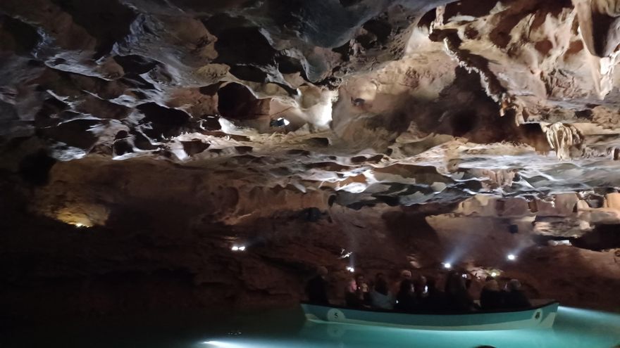 Así es el pueblo español con el río bajo tierra más largo de toda Europa