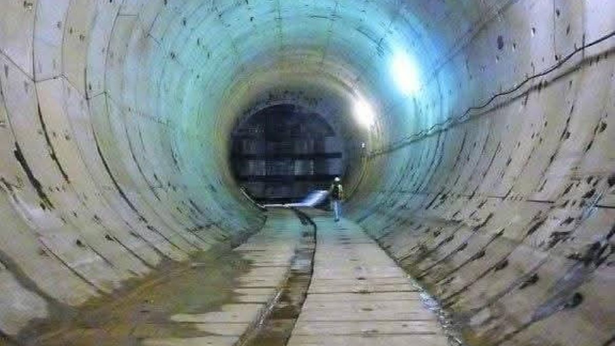 Metrotrén de Gijón, 25 años después de un proyecto con un túnel a la nada