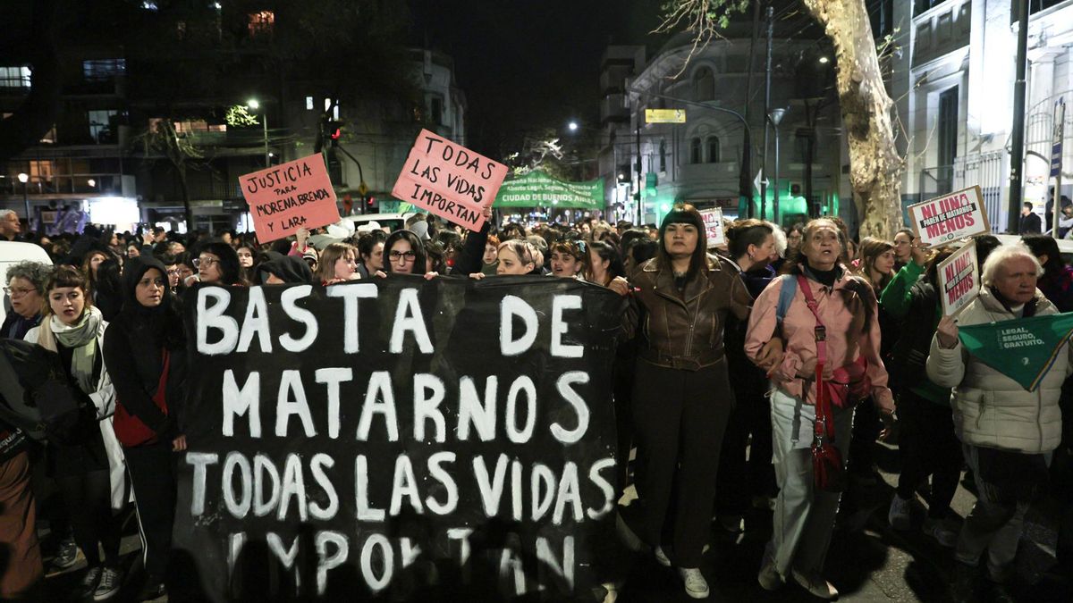 Georgina Orellano en la convocatoria del miércoles en Plaza Flores tras el triple femicidio de Florencio Varela
