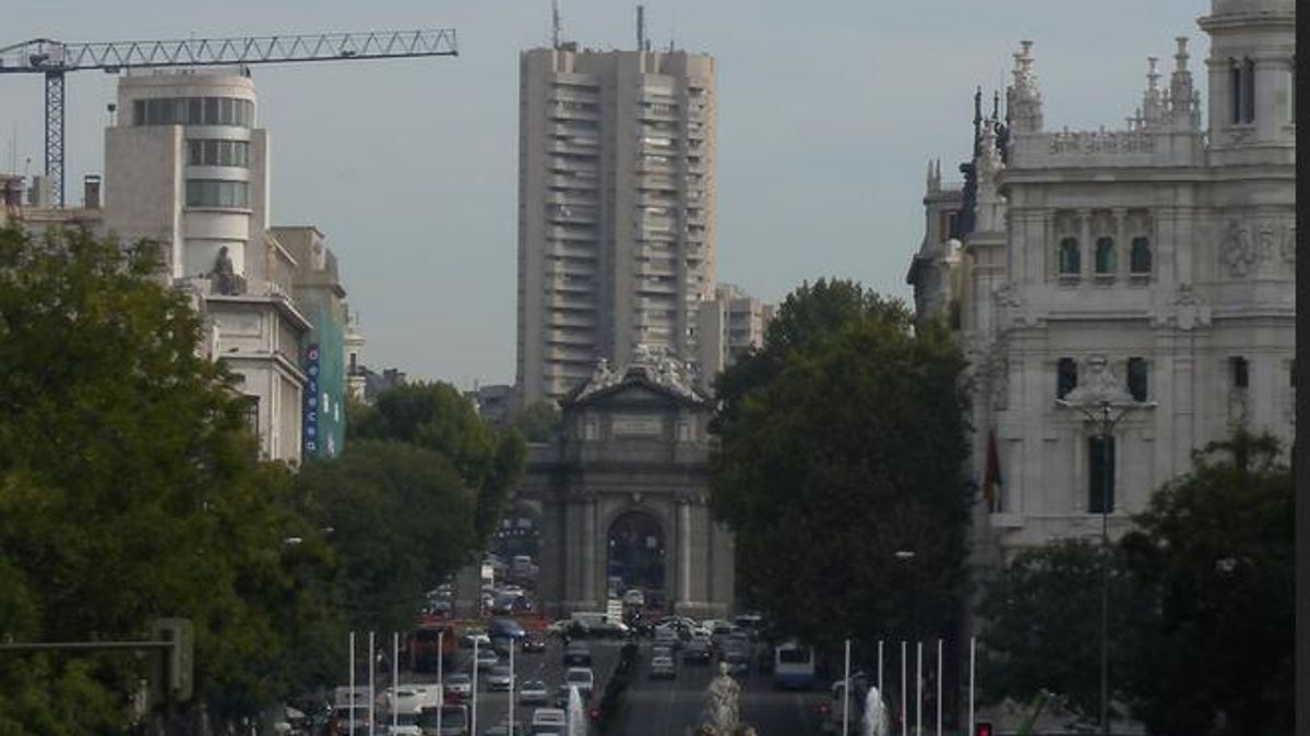 Del edificio Telefónica a los edificios cebra: polémicas y defensas para la creación de un Madrid vertical