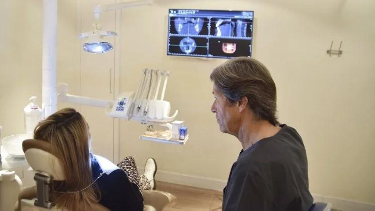 Qué son los implantes de carga inmediata: la solución para llevar dientes fijos en un solo día