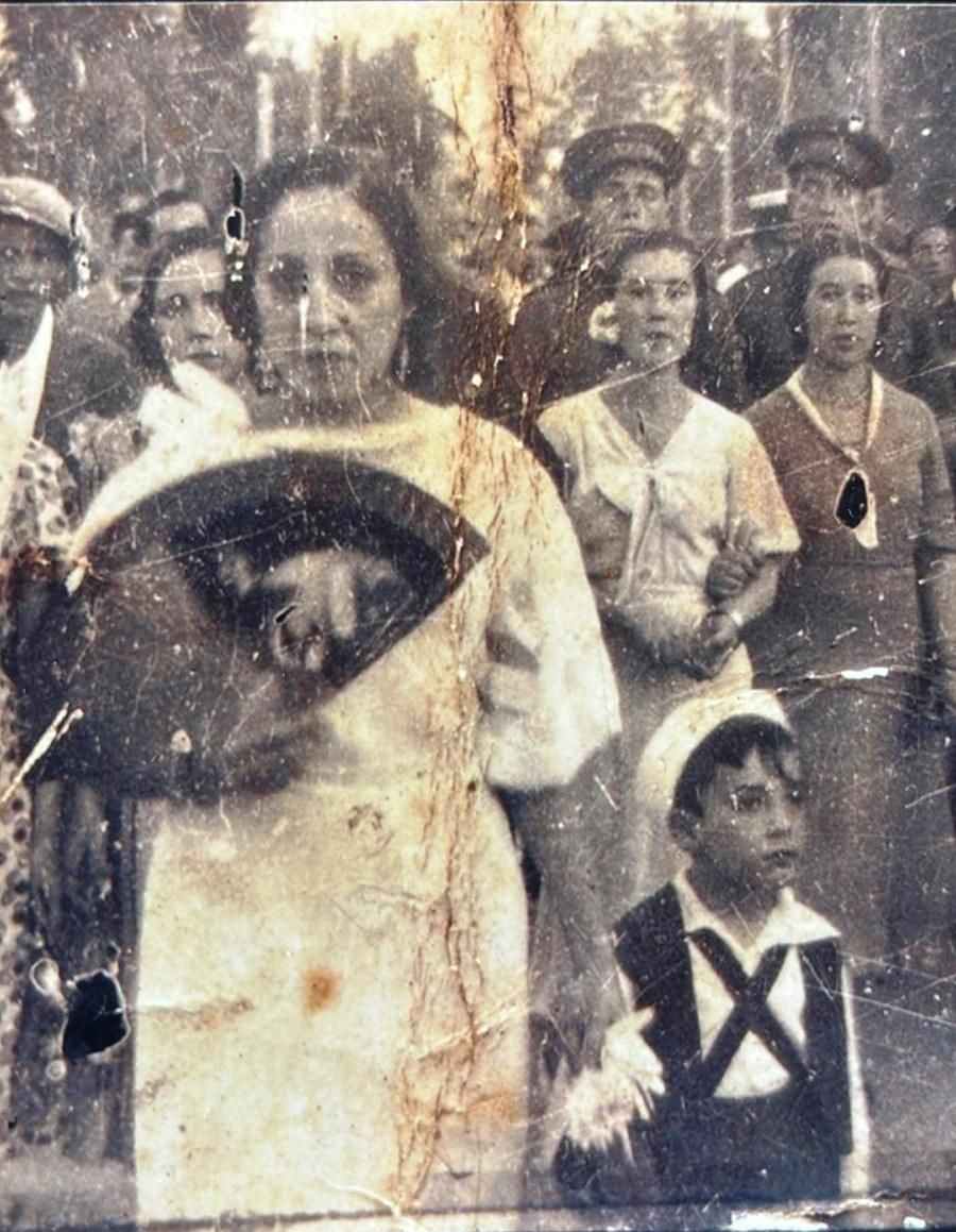 Pilar Barrena en una manifestación, cuñada de Velasco, a la que éste hizo fusilar en Córdoba, entre otros centenares de personas.      