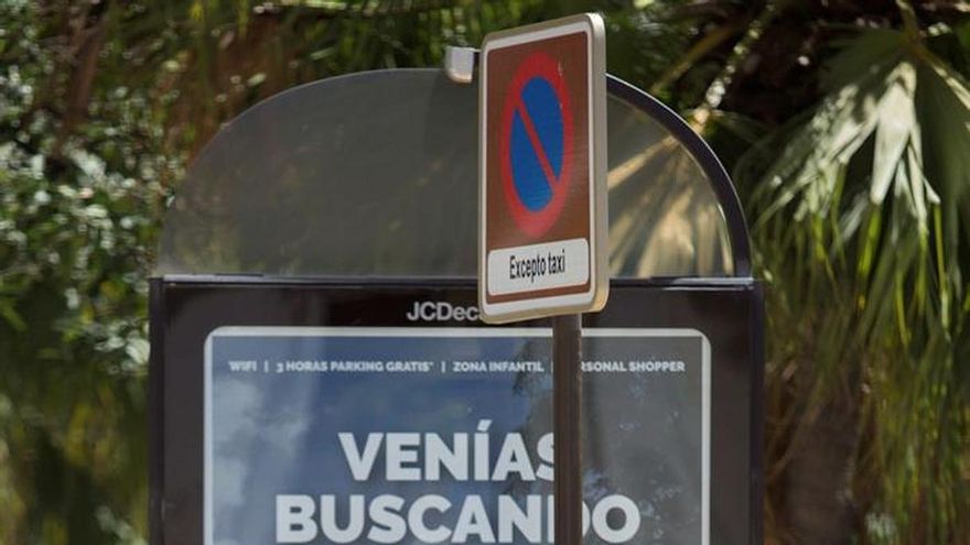 Turistas, entre la comprensión y el enfado por unas vacaciones "arruinadas"
