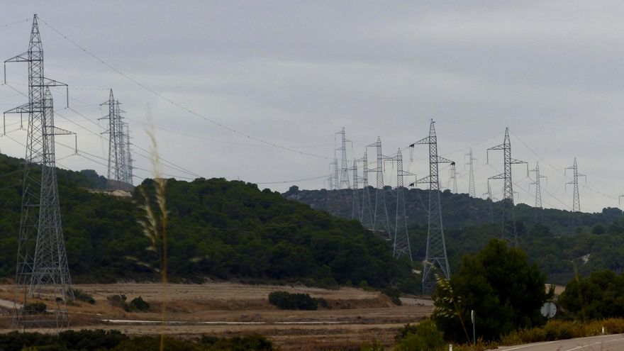 Torres de alta tensión
