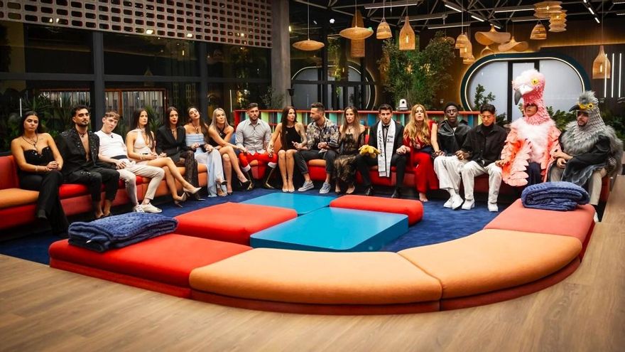 'GH 20' se estrenó en Telecinco con feria, oasis, un casting plagado de tramas y una falsa expulsión