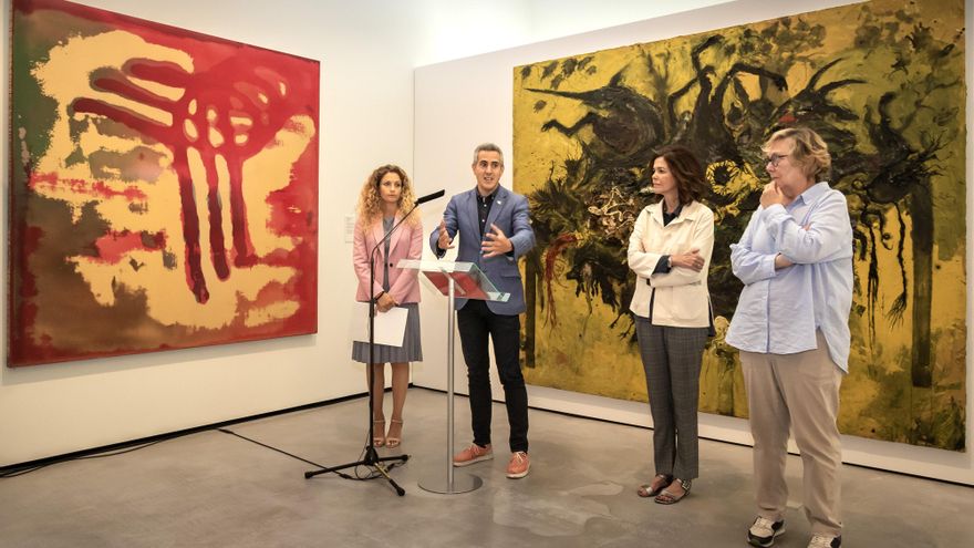 Acto de balance del primer año de actividad de la Fundación ENAIRE en las Naves de Gamazo. De izda a derecha, Ainoa Quiñones; Pablo Zuloaga; Beatriz Montero, y Gema Agudo