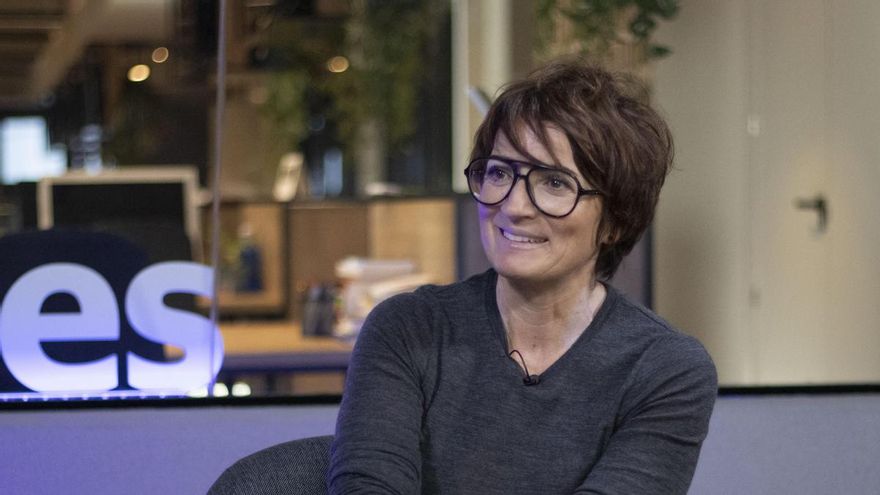 Sílvia Abril: "A los 50 empiezan a pasar cosas que es mejor tomarse con humor"