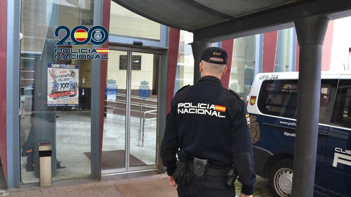 Agente de la Policía Nacional.