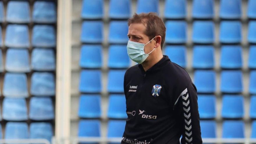 Ramis se lleva a 27 futbolistas para el doble compromiso en la península