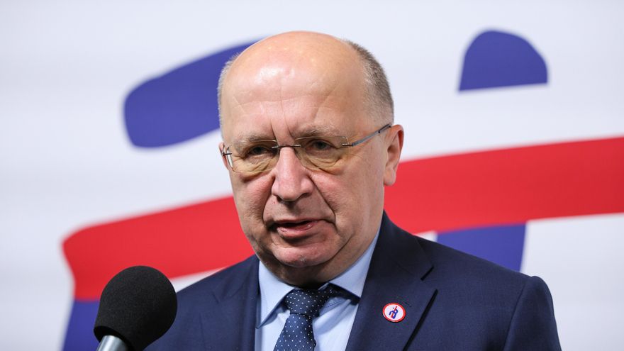 El comisario de Defensa de la UE dice que Rusia "teme que la OTAN defienda a Ucrania"