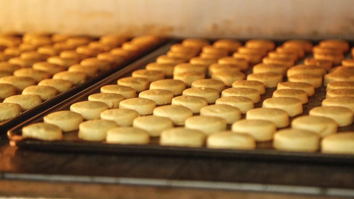 Las Hermanas Clarisas de Belalcázar reciben un Solete Repsol por sus dulces