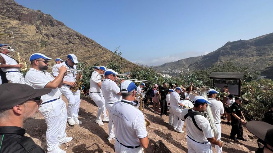 El desfile se prolongó hasta la plaza de San Pedro