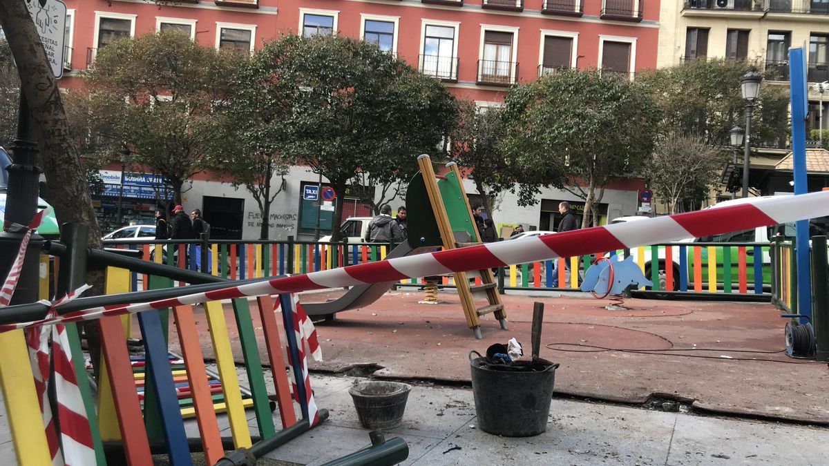 FOTOS | Así ha amanecido el barrio de Lavapiés tras los disturbios