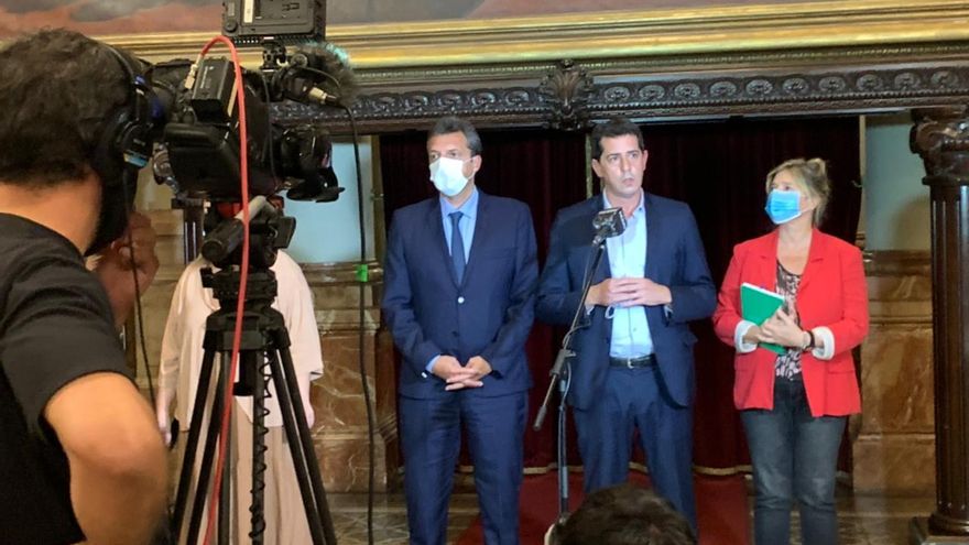 El Gobierno retoma el diálogo con la oposición para postergar la fecha de las elecciones