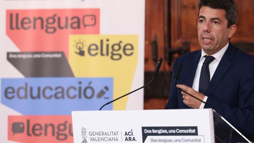 Mazón tropieza con su plan estrella: el referéndum sobre valenciano o castellano embrolla a los colegios y subleva a las familias