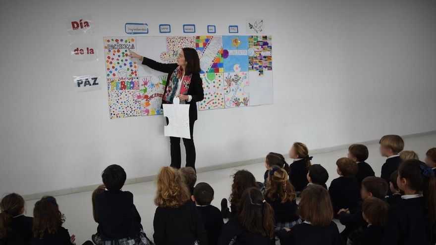 Alumnos del Colegio CEU San Pablo celebran el Día de la Paz