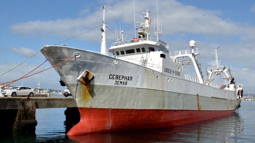 Cuando un barco gallego lleva bandera rusa: incertidumbre para dos pesqueros por las restricciones de guerra