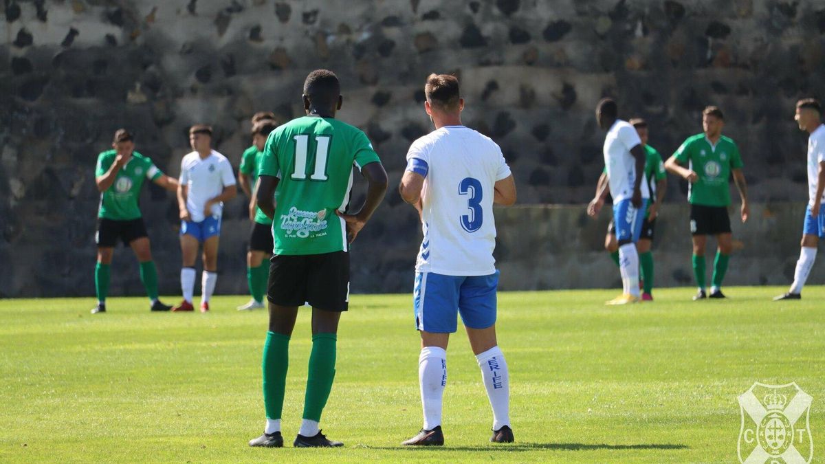 Tenerife B - Atlético Paso en el curso 20-21