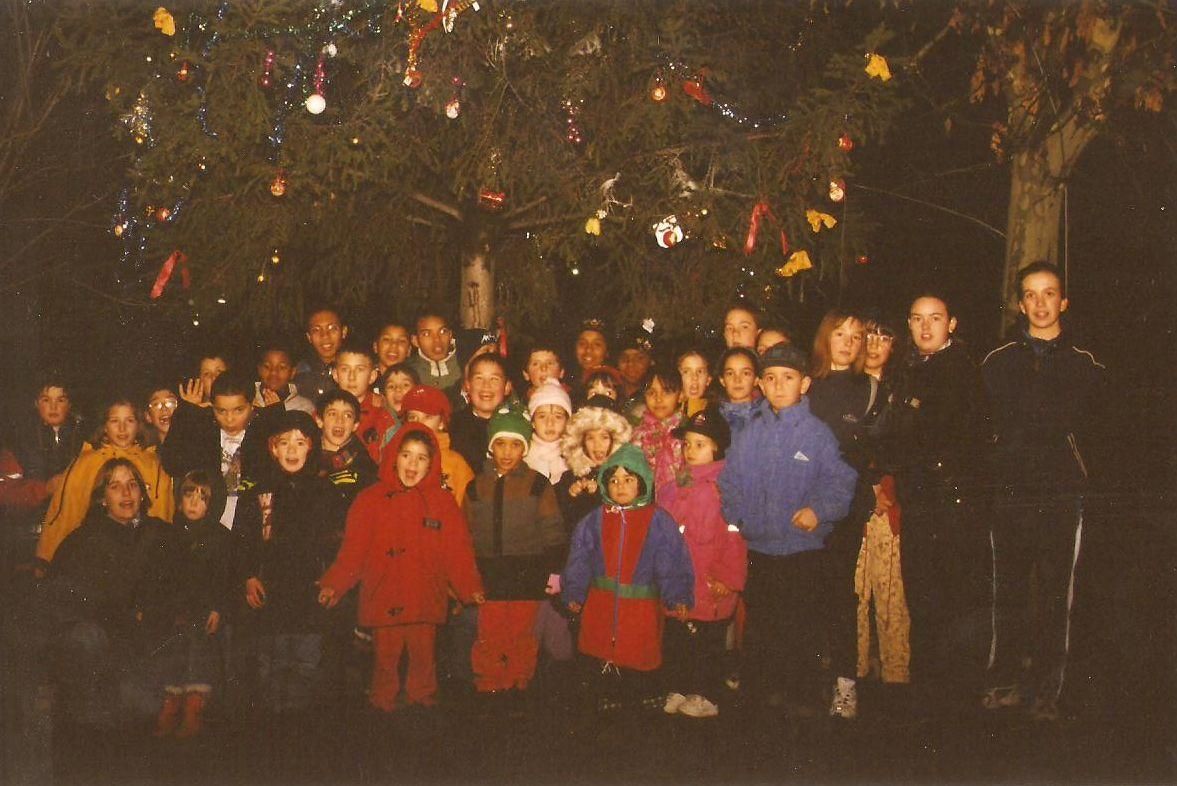 Niños en Villablino en la Navidad de 1997