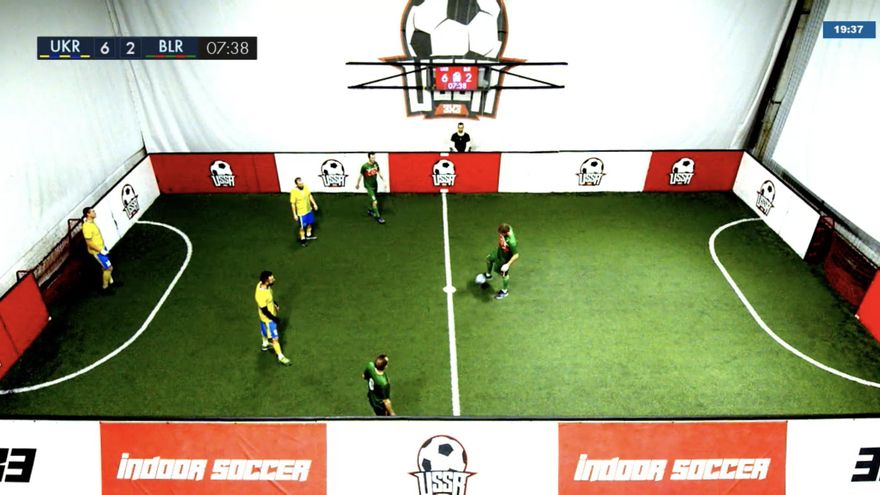 Partidos con menores, peleas de gallos y casinos eróticos: las polémicas detrás del patrocinador de apuestas del Barça