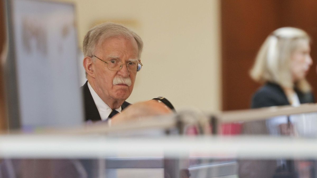 El exasesor de Trump John Bolton se declara culpable de mal uso de información secreta
