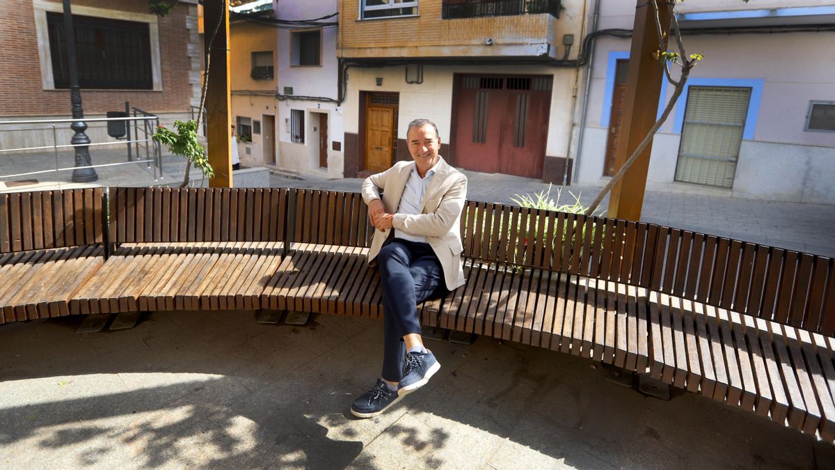 Robert Raga, alcalde de Riba-roja.