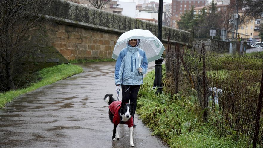 La alerta amarilla por lluvias se amplía en Extremadura y el miércoles solo estará activa en el norte