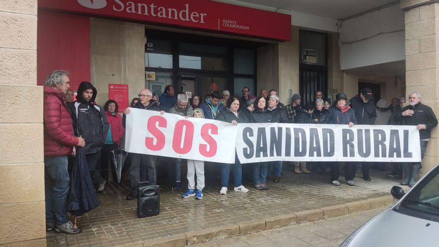 “Sin médicos, los pueblos desaparecen”: El Aragón rural alza la voz contra el abandono sanitario