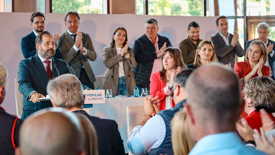 El PP pide cumplir el pacto del agua de Castilla-La Mancha que reclama limitar el trasvase: "Tienen un circo alucinante"