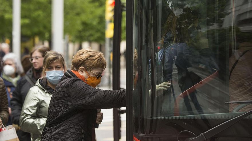 Sanidad pone fecha al fin de las mascarillas en el transporte: 7 de febrero