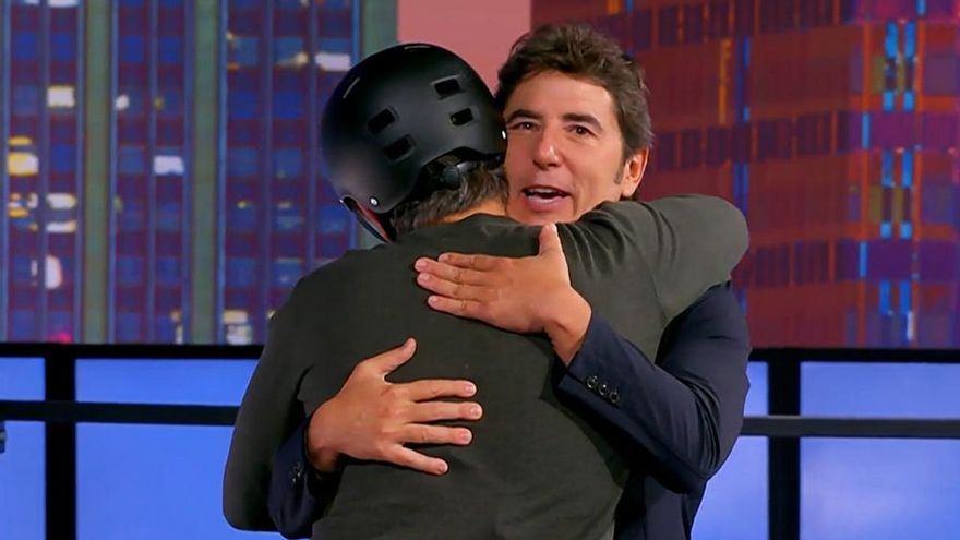 Antena 3 estrenó '¡Salta!' con su premio gordo, muchas caídas y un buen dato de audiencia