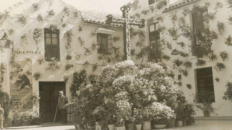 Cruz de Mayo en 1960 - Ladis
