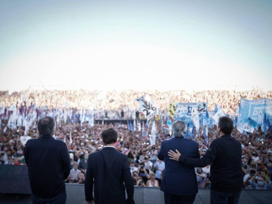 Máximo Kirchner, Axel Kicillof, Alberto Fernandez y Sergio Massa,