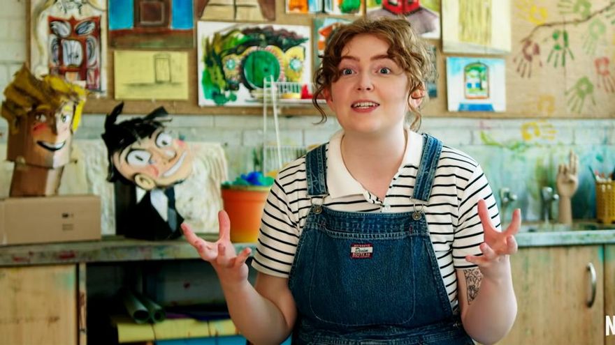 Alice Oseman, creadora de 'Heartstopper' en una entrevista