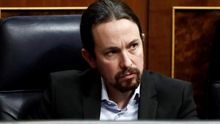 El juez del caso Villarejo retira a Pablo Iglesias la condición de perjudicado en el caso del móvil de su colaboradora