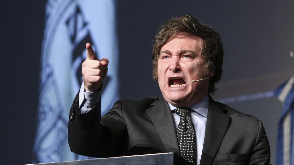 El Gobierno anunció que expulsará o impedirá el ingreso al país de extranjeros que inciten el odio contra la Argentina