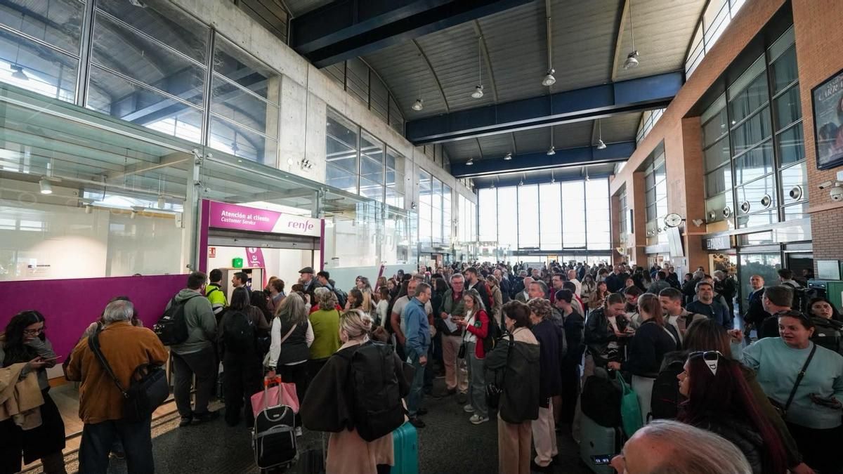 Estación Córdoba-Julio Anguita, tras el accidente ferroviario de Toledo