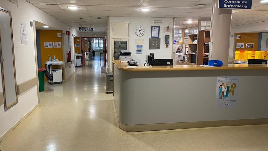El Hospital Reina Sofía crea unidades y equipos 'Covid' para reforzar la atención a pacientes