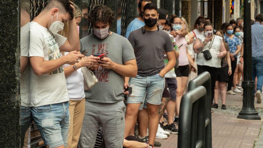 Contacto estrecho o Covid positivo: el Gobierno aclaró en qué momento se puede volver al trabajo según el esquema de vacunación