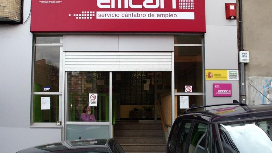 Oficina de empleo en Santander.