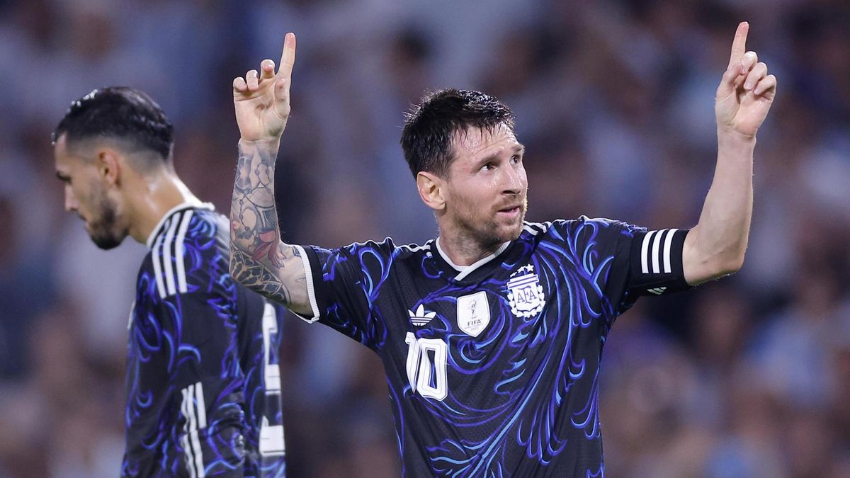 La Selección Argentina se despidió del país antes del Mundial con una goleada