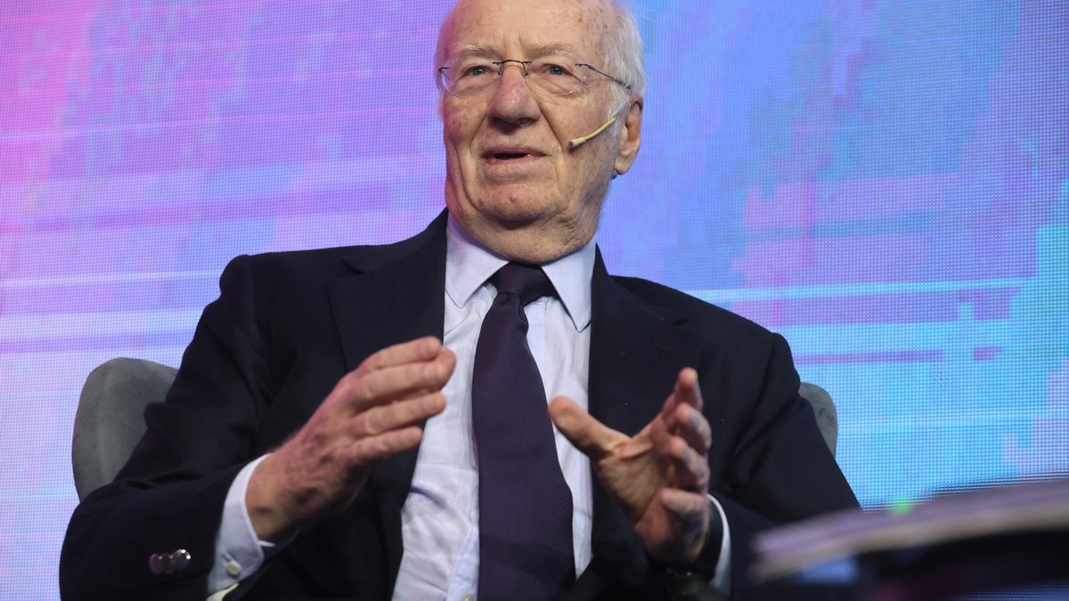 Rocca, en la conferencia de la UIA.