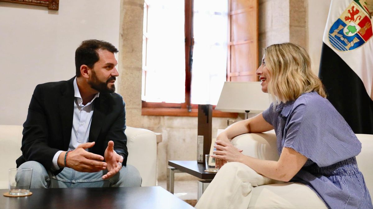 Cotrina ofrece "lealtad" a Guardiola, pero avisa: "No permitiremos que se inocule odio desde el Gobierno de Extremadura"