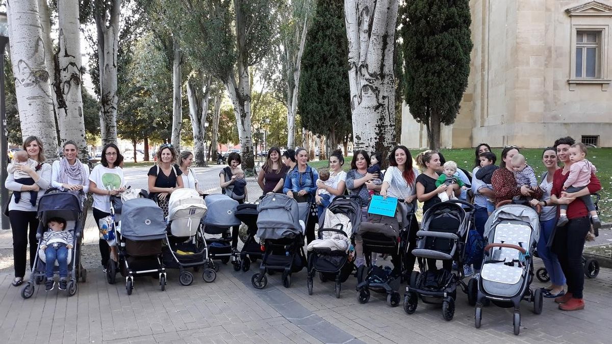 Un grupo de madres navarras confía en que el Gobierno "recapacite" con la devolución de las prestaciones por maternidad