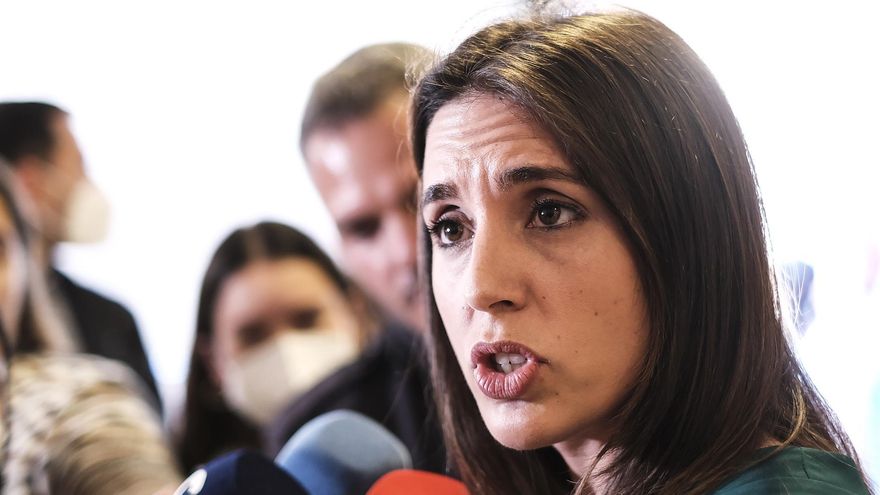 La ministra de Igualdad, Irene Montero (Unidas Podemos), en declaraciones a los medios previas a un acto para la presentación del Plan Corresponsables en Las Palmas de Gran Canaria